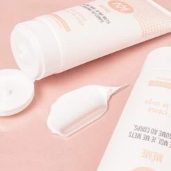 Même Cosmetics Crème Pour Le Corps - Contenance : 200 Ml -René furterer Soldes Magasin 6d656d652d636f736d65746963732d6372656d652d706f75722d6c652d636f7270732d32830ba1f9
