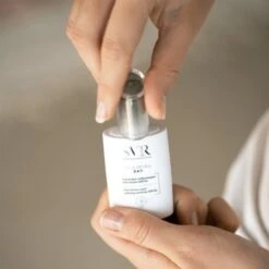 SVR Clairial Day Correcteur Uniformisant Anti Taches SPF 30 - Contenance : 30 Ml -René furterer Soldes Magasin 7376722d636c61697269616c2d6461792d636f72726563746575722d756e69666f726d6973616e742d616e74692d7461636865732d7370662d33302d31d403b192